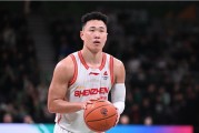 开云-深圳险胜换帅新疆豪取10连胜 贺希宁32+5三分周鹏助攻超王仕鹏